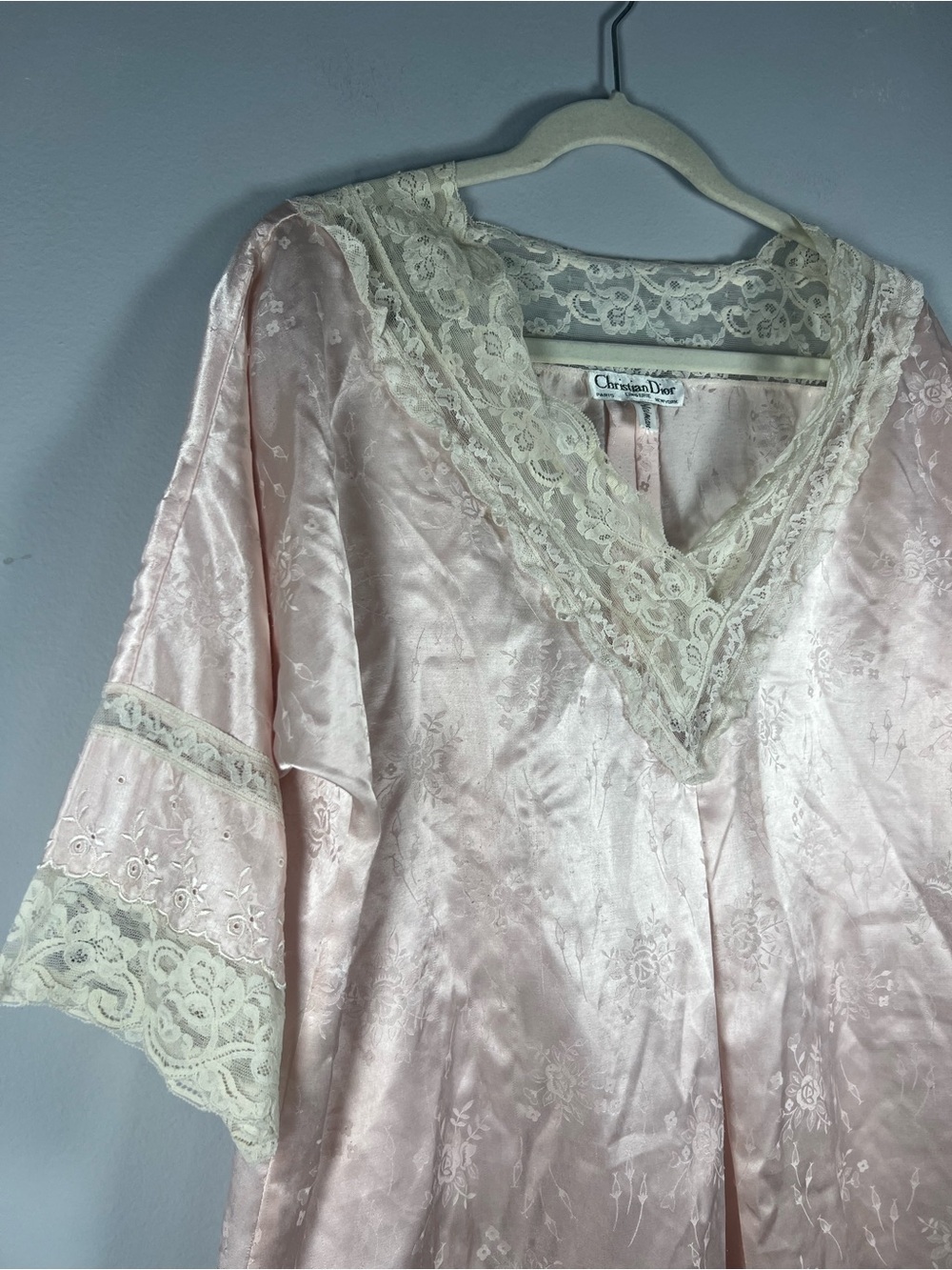 Vintage 80s Christian Dior Light Pink Lace Floral Pajama Set Medium - Picture 8 of 15